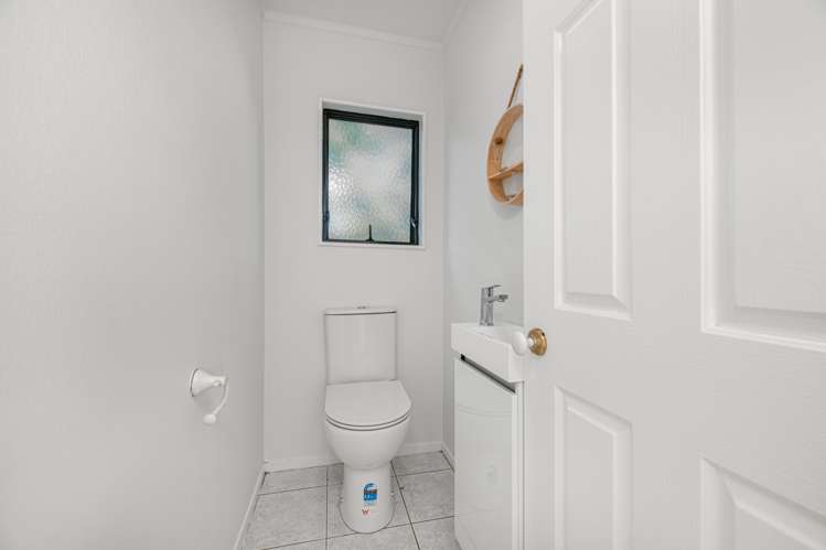 321 Hobsonville Road Hobsonville_16