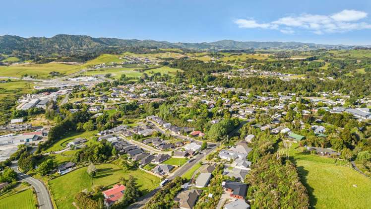 77 Falls Road Warkworth_43