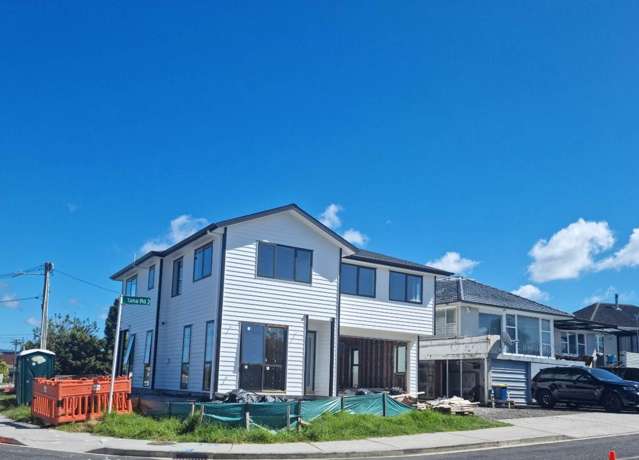 18a Tiroroa Avenue Te Atatu South_1