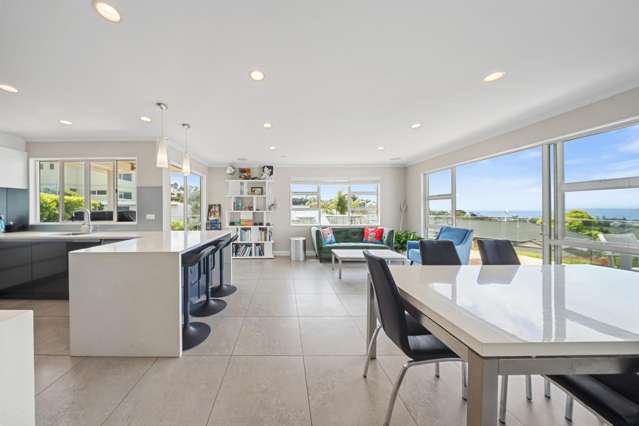 56 Waldorf Crescent Orewa_3