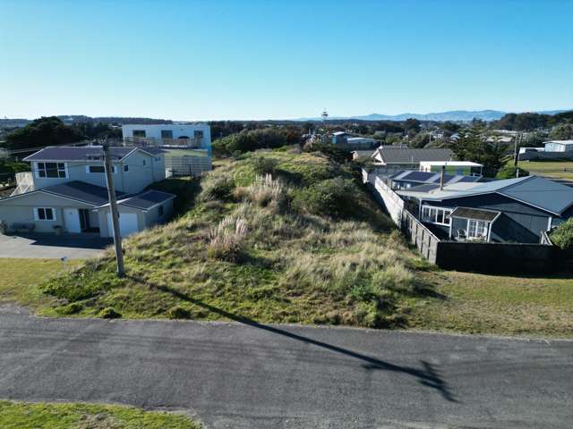 37 Marine Parade South Foxton Beach_3