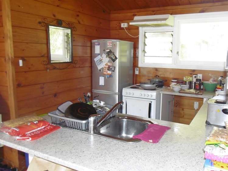 2/2 Selwyn Crescent Forrest Hill_2