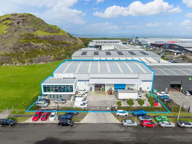 Modern High Stud Warehouse
