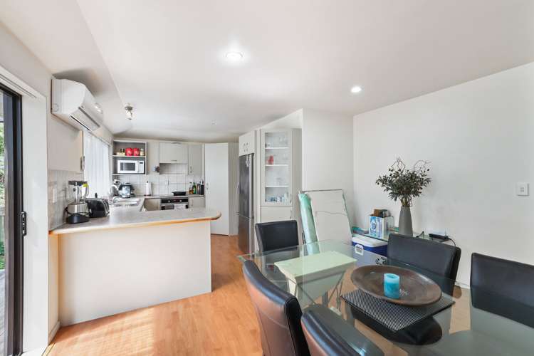 26a Woodstock Road Forrest Hill_2