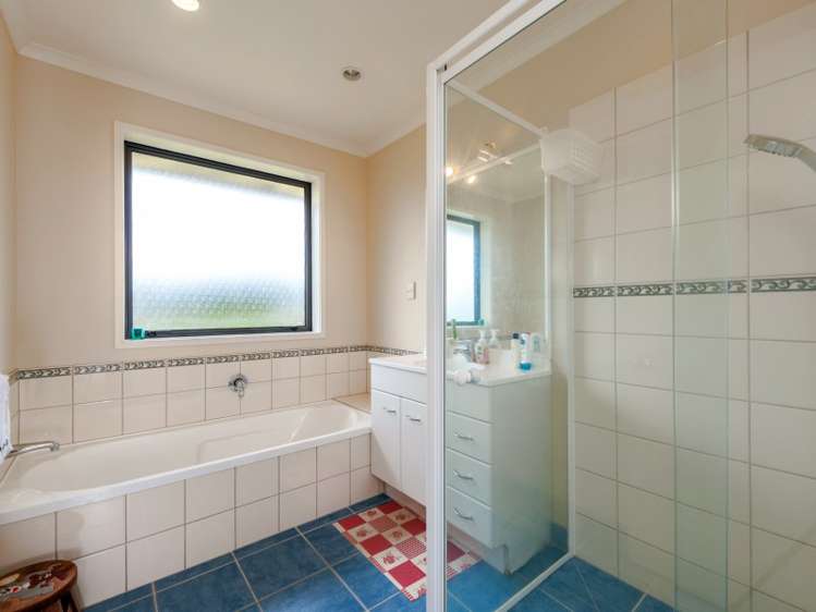 121 Brook Road Awhitu_13