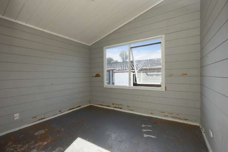 53 Zita Maria Drive Massey_13