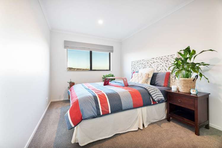 8 Gilbert Hall Way Swanson_21