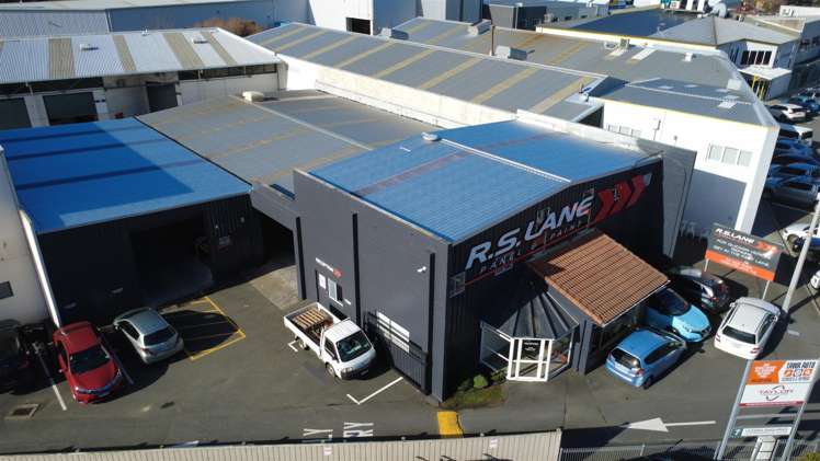 98 Main Road_0