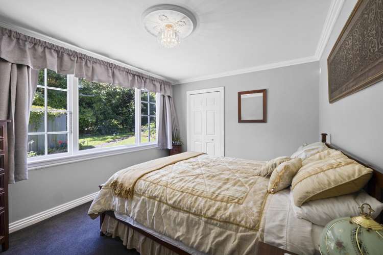 1324 Egmont Road Egmont Village_15