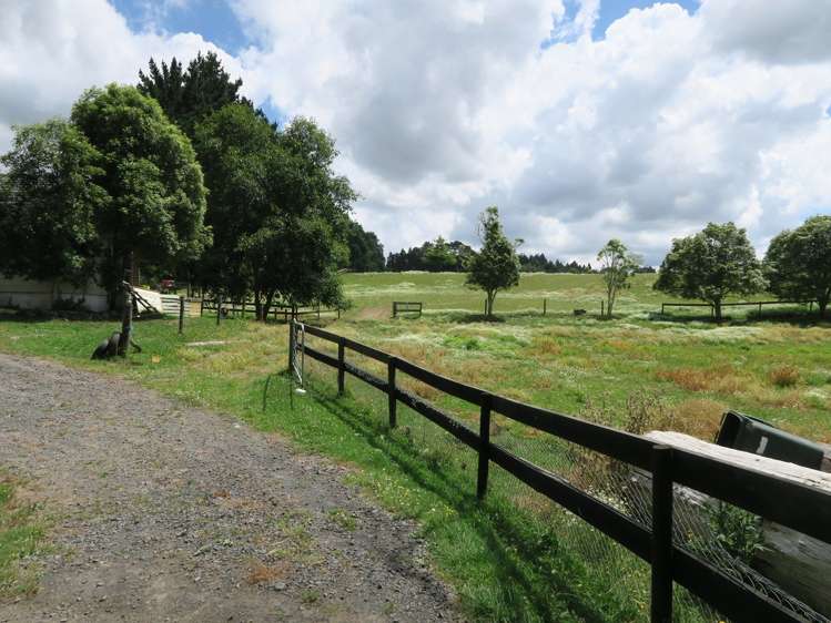 1027c Highway 22 Pukekawa_15