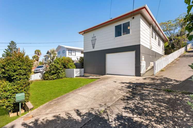 12b Penton Road Stanmore Bay_15