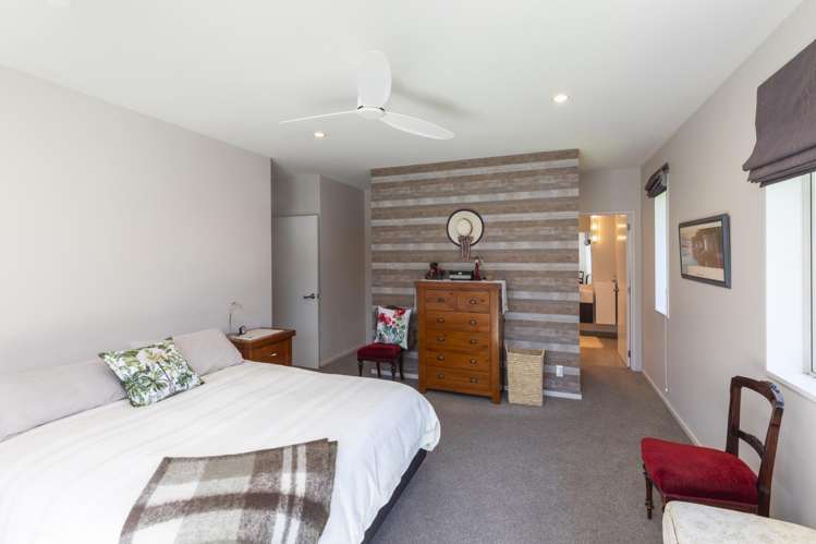 35 Brookfield Drive Northwood_12