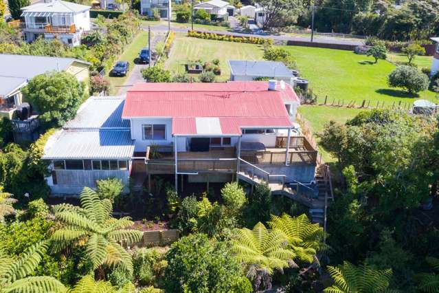 175 Howard Road Orere Point_3