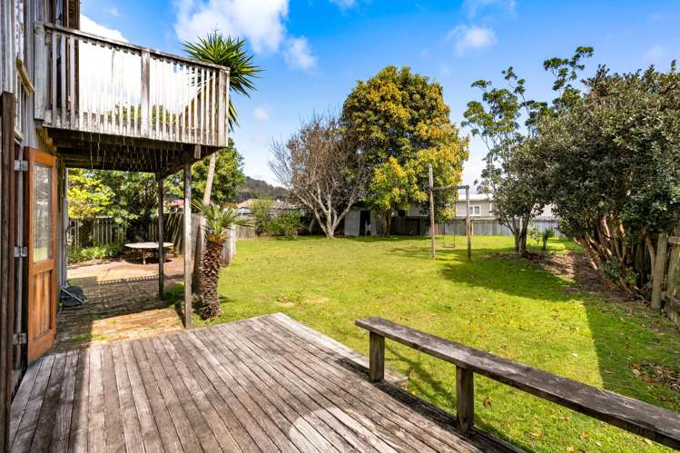 307 Linton Crescent Whangamata_16