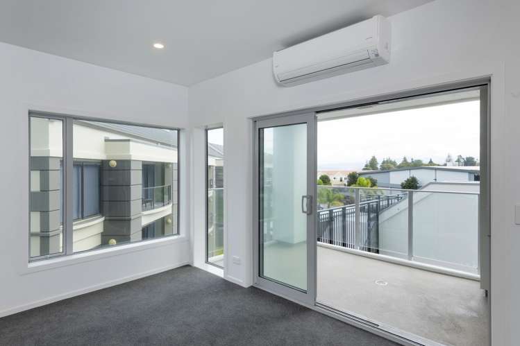 210/4 Reads Quay, Marinaview_2