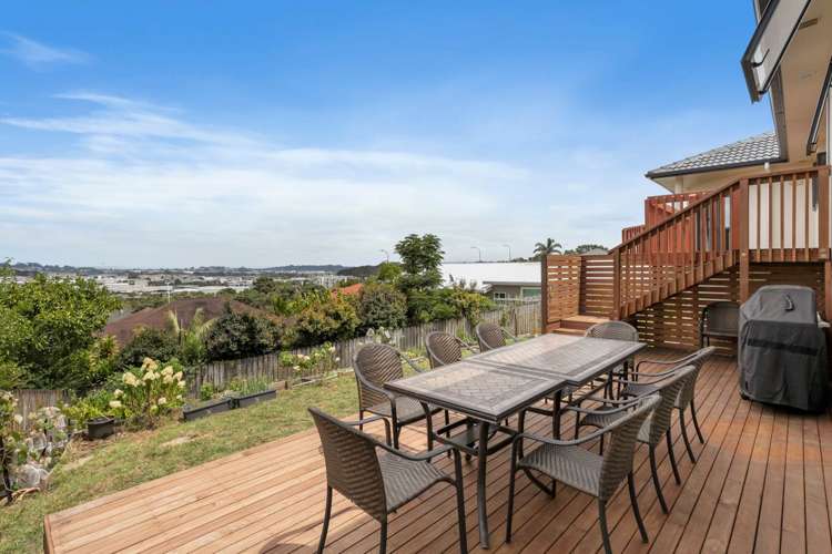 37 Cricklade Terrace Windsor Park_17