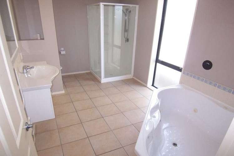 32 Shearwater Drive Woolston_4