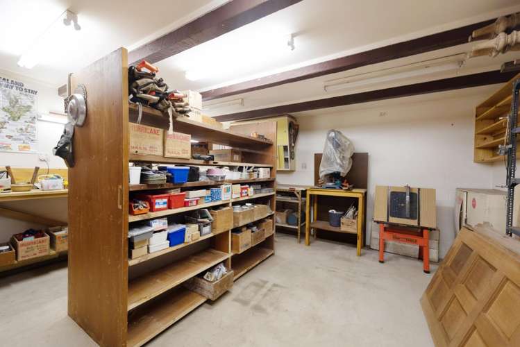 21 Firth Terrace Karori_30