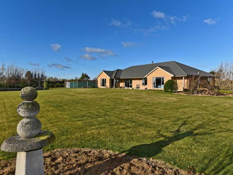 13b Mulholland Drive Darfield_1