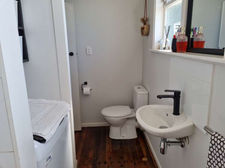 60 Commissariat Road 1816_14