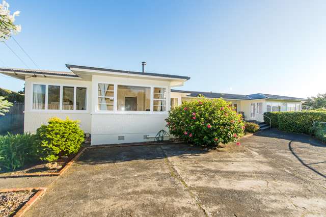 21b Peakes Road Saint Johns Hill_1