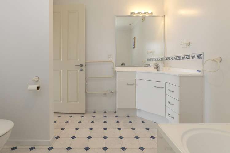 11 Logan Avenue Wharewaka_20