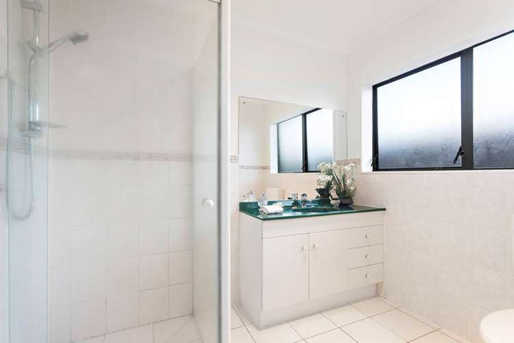 2/47 Carnoustie Drive Wattle Downs_15