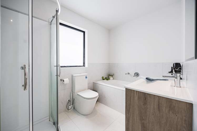 10/3 Walsh Road Milldale_8