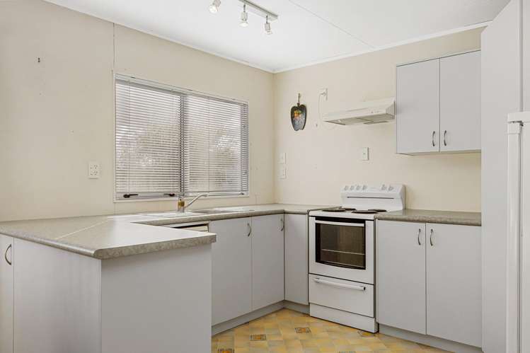 36 Hinemoa Avenue Taupo_8