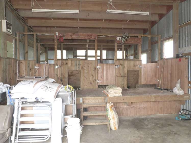 219 Robertson Road Winton Surrounds_22