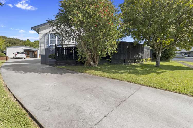 27 Matipo Crescent Pukete_12