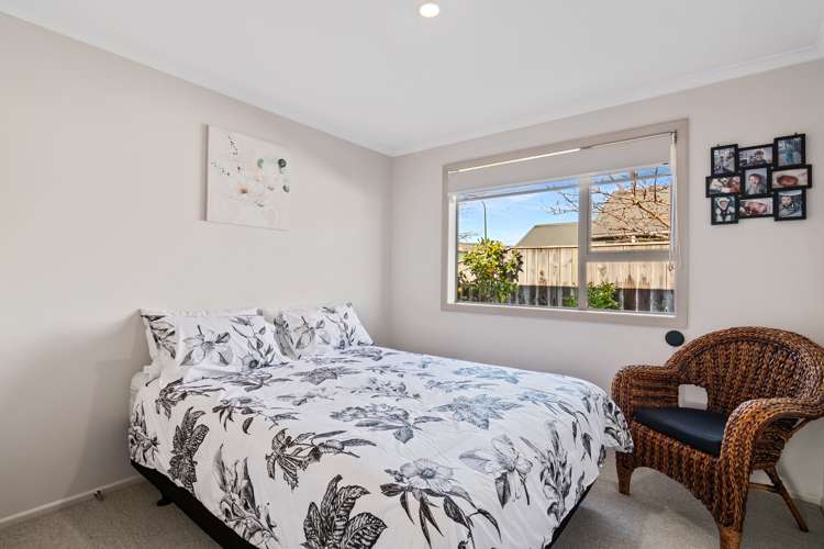 10 Curtis Street Stoke_13