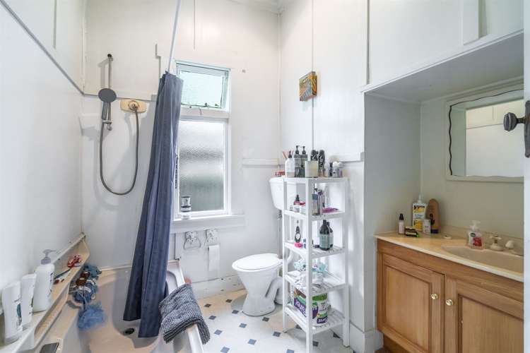 24 Lowe Street Avenal_8