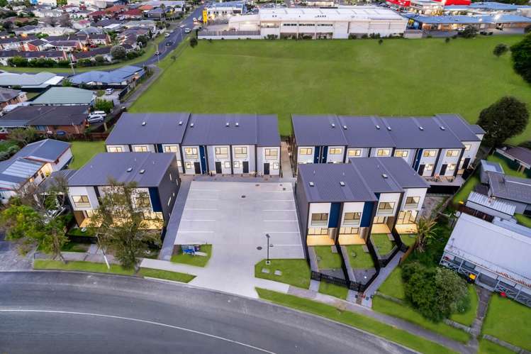 17/17 Barneys Farm Road Clendon Park_20