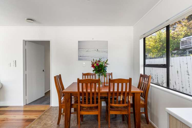 2/135 Spinella Drive Bayview_5