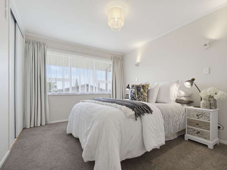35 Albatross Road Red Beach_12