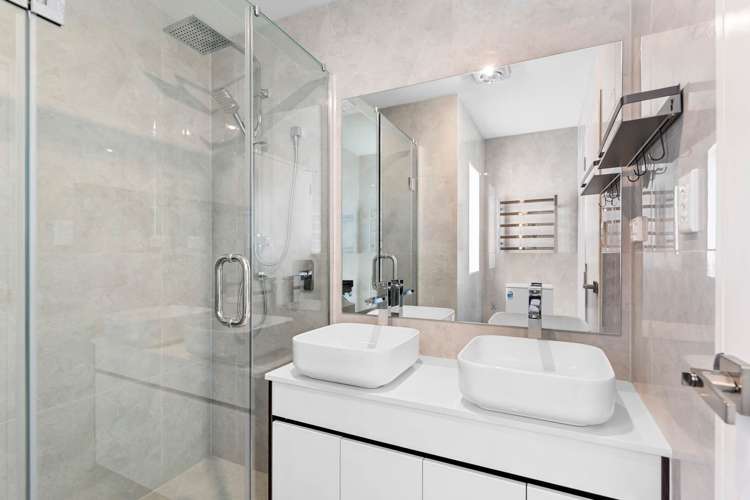 8 Seaside Place Pakuranga_11