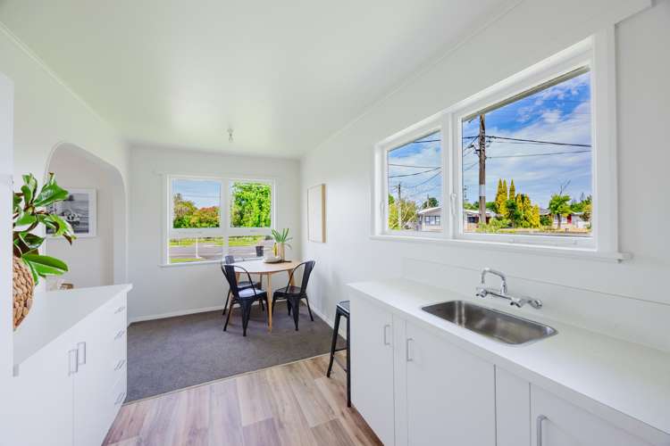 57 Harold Holt Avenue Onekawa_2