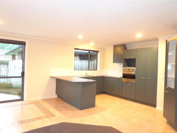 2 Ballyroney Place East Tamaki_1