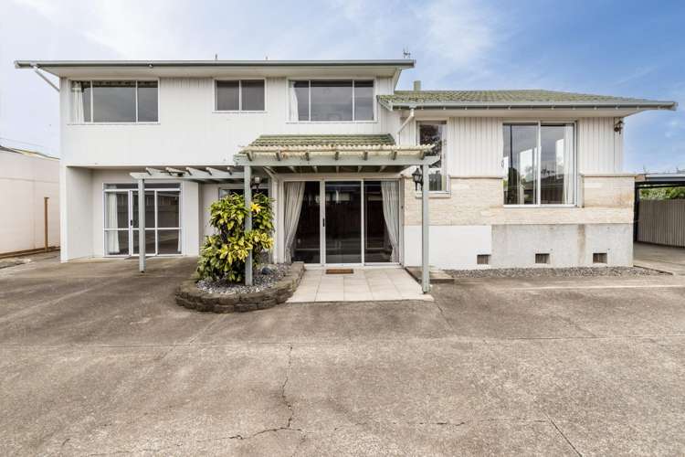 51 Riverbend Road Onekawa_21