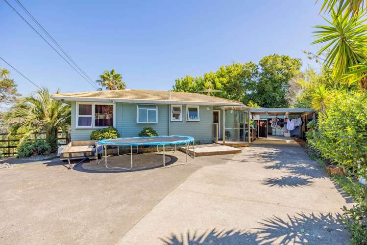 438 Don Buck Road Massey_2