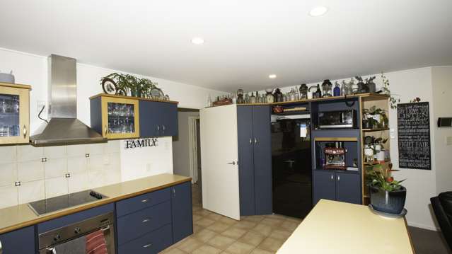 75 Pages Road Allenton_2