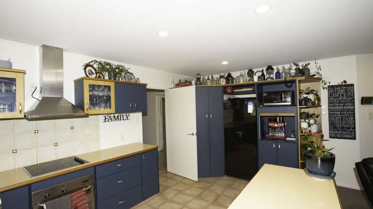 75 Pages Road Allenton_2