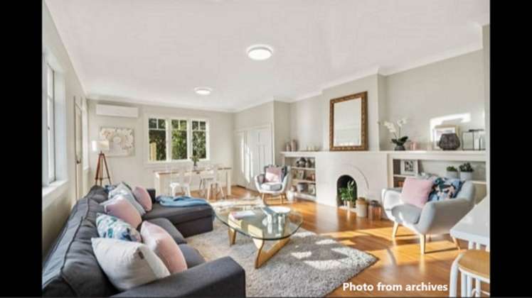 2/19 Eltham Road_0
