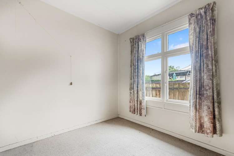 12 Somerset Crescent Spreydon_6