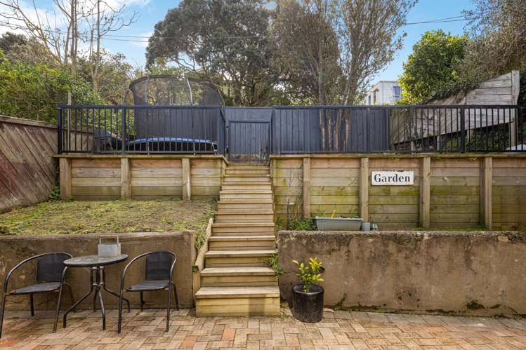 28 Medway Street Island Bay_13