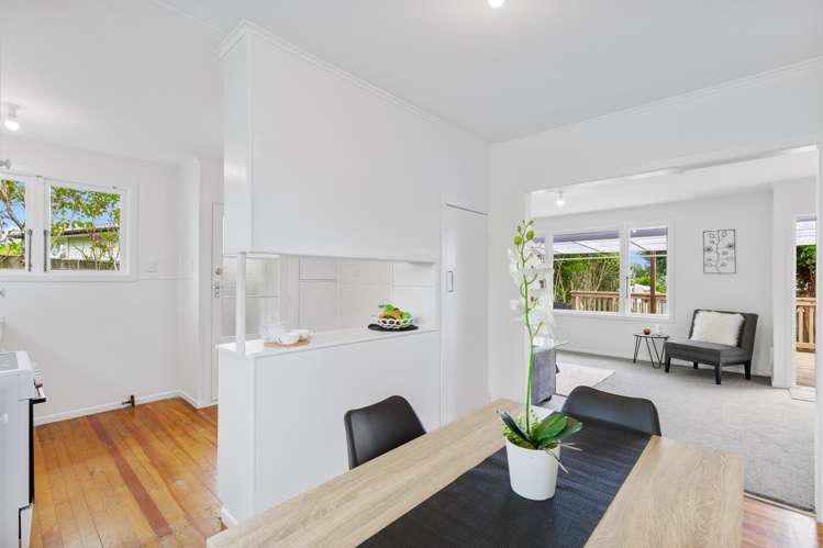 8 Marewa Street Te Atatu South_23