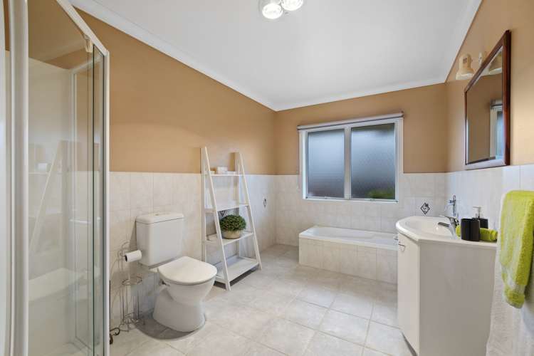 4 Hunt Grove Leamington_13