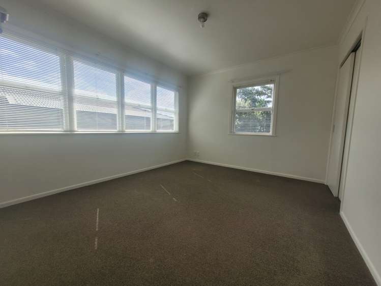 5E Athens Road 10051_7