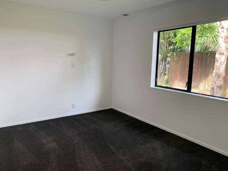 1a Pegler Avenue Epsom_5